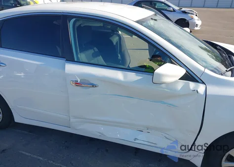 2018 Nissan Altima 2.5 S z USA, uszkodzony, nr VIN 1N4AL3AP7JC477586